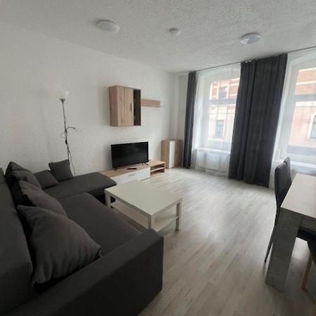 Ferienwohnung Zum Bahnhof Zwickau Exterior foto